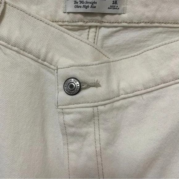 Abercrombie & Fitch The ‘90s Straight Ultra High Rise Jeans Size 34 Long NWT New - Picture 6 of 12
